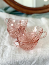 Charger l&#39;image dans la galerie, Tasses à café rose poudrée vintage Rosaline

